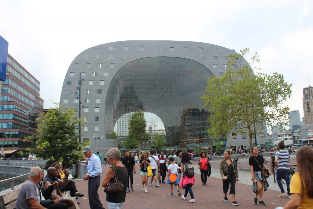 Die Markthal in Rotterdam